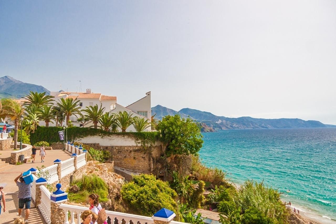 Carabeo Rocamar Nerja Apartment Ngoại thất bức ảnh
